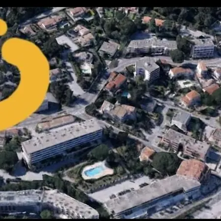 Les Iris * 滨海卡瓦莱尔